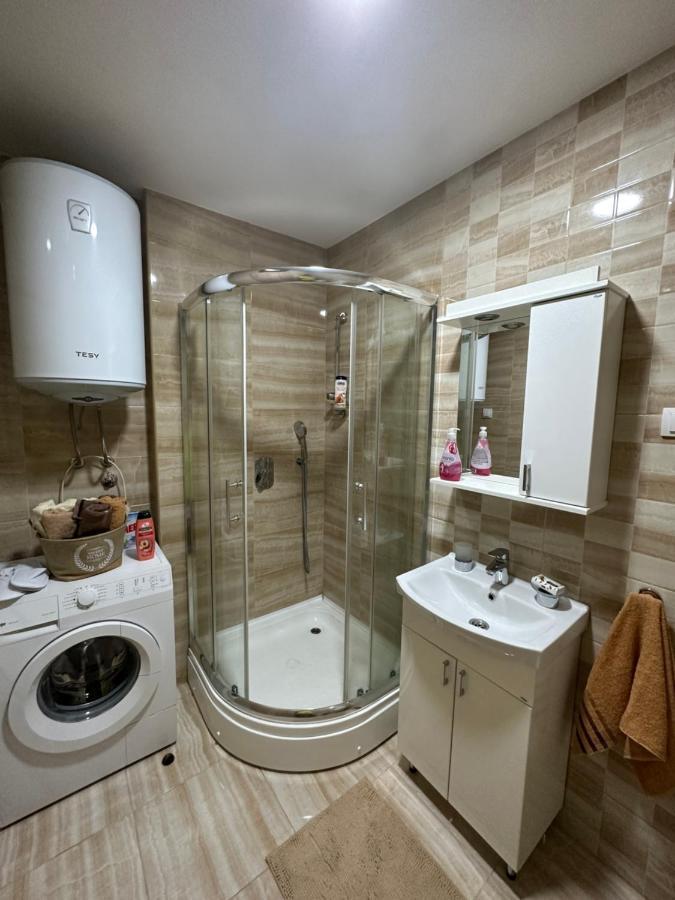 Kropa Apartman 波德戈里察 外观 照片