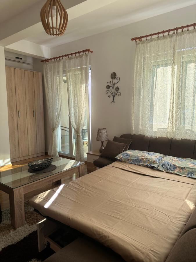 Kropa Apartman 波德戈里察 外观 照片
