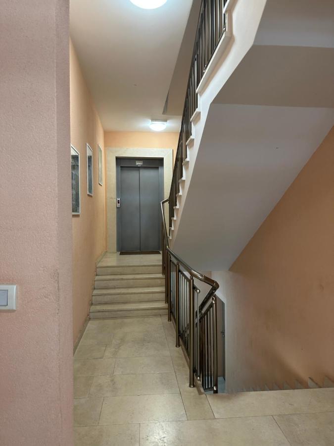 Kropa Apartman 波德戈里察 外观 照片