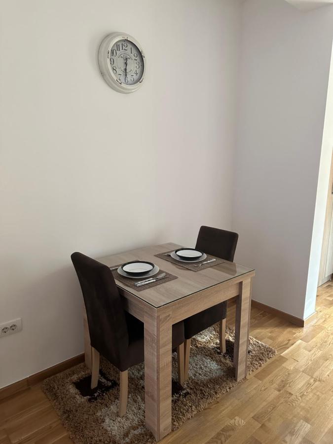 Kropa Apartman 波德戈里察 外观 照片
